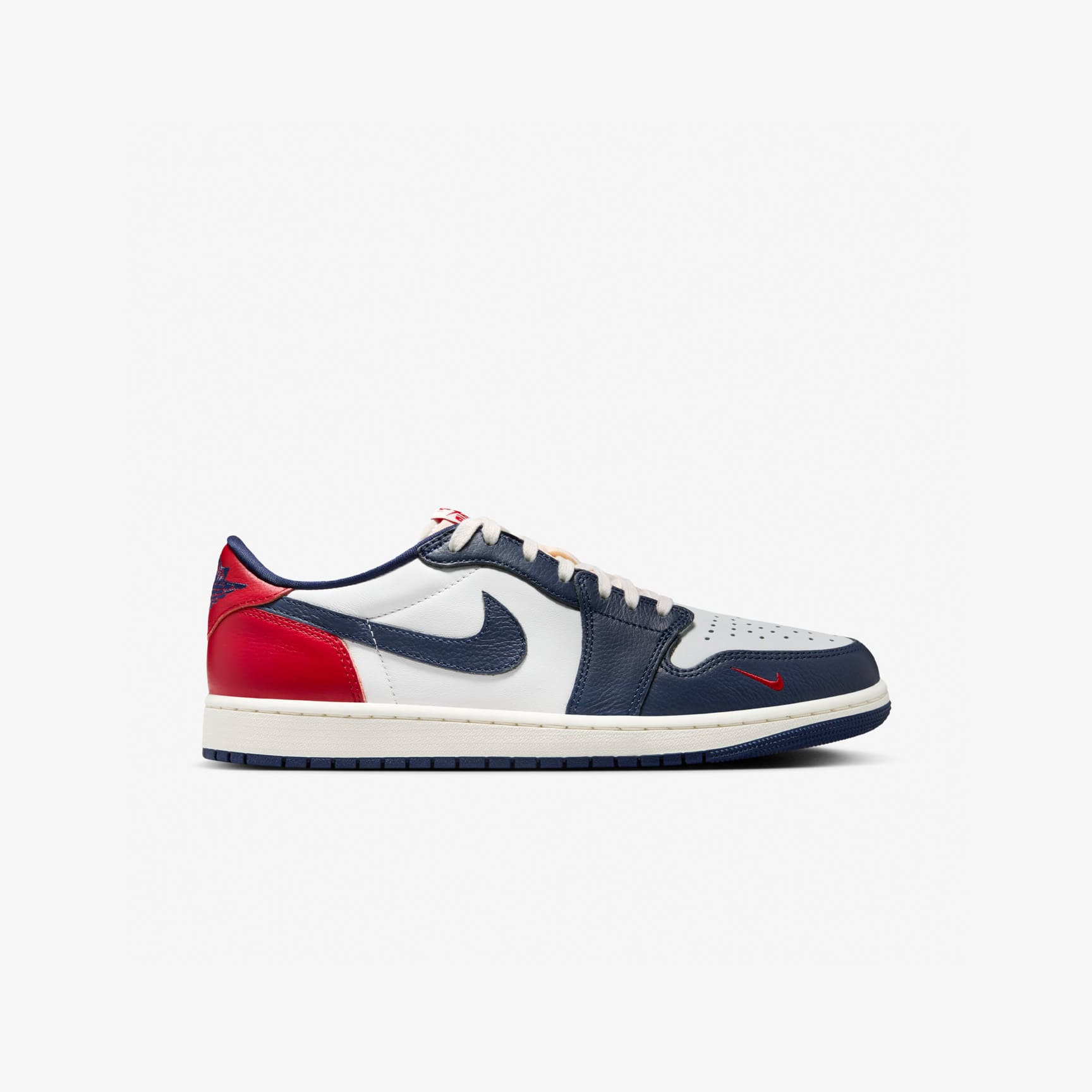 Air Jordan 1 Retro Low 'Howard University'